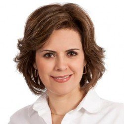 Hilda Flores